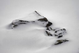 Snowy Rocks null