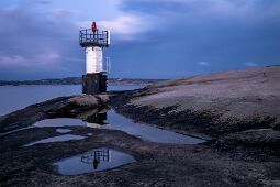 Lighthouse null