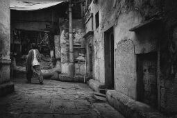 Passageway of Varanasi null