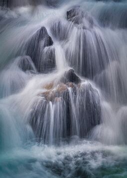 Cascades null