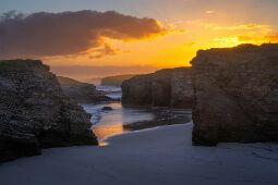 Playa de Las Catedrales null